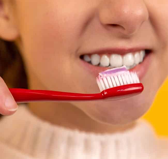 Mouthwash vs. Toothbrush: Striking the Right Balance for Optimal Oral Health 65e236cd40fda.jpeg